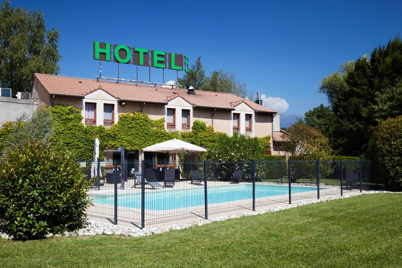 Logis Des Trois Massifs Hotel Claix  Екстериор снимка
