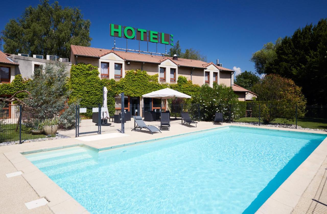 Logis Des Trois Massifs Hotel Claix  Екстериор снимка