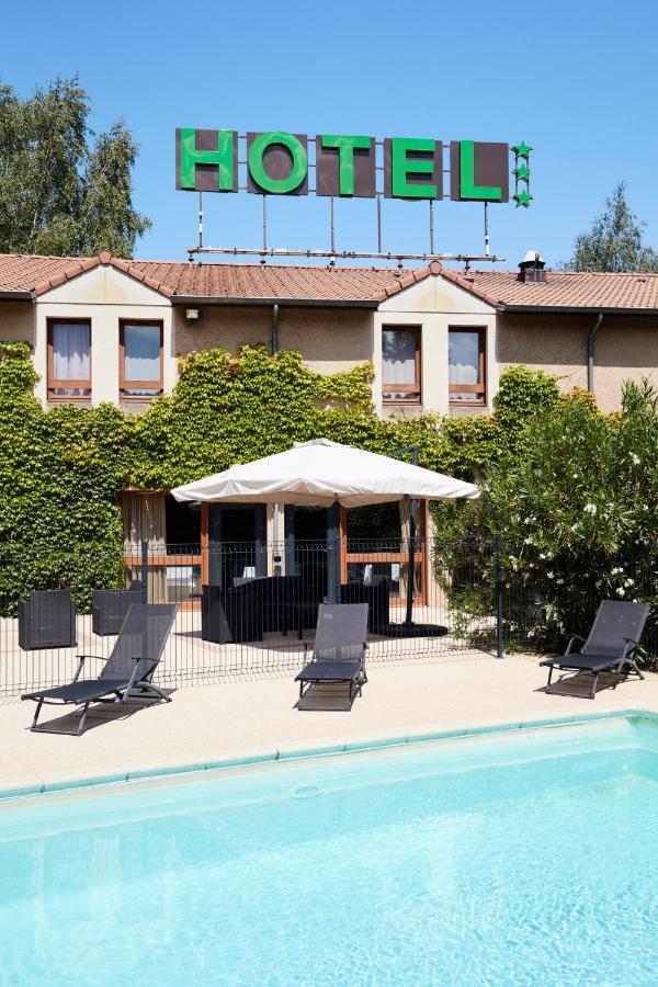 Logis Des Trois Massifs Hotel Claix  Екстериор снимка