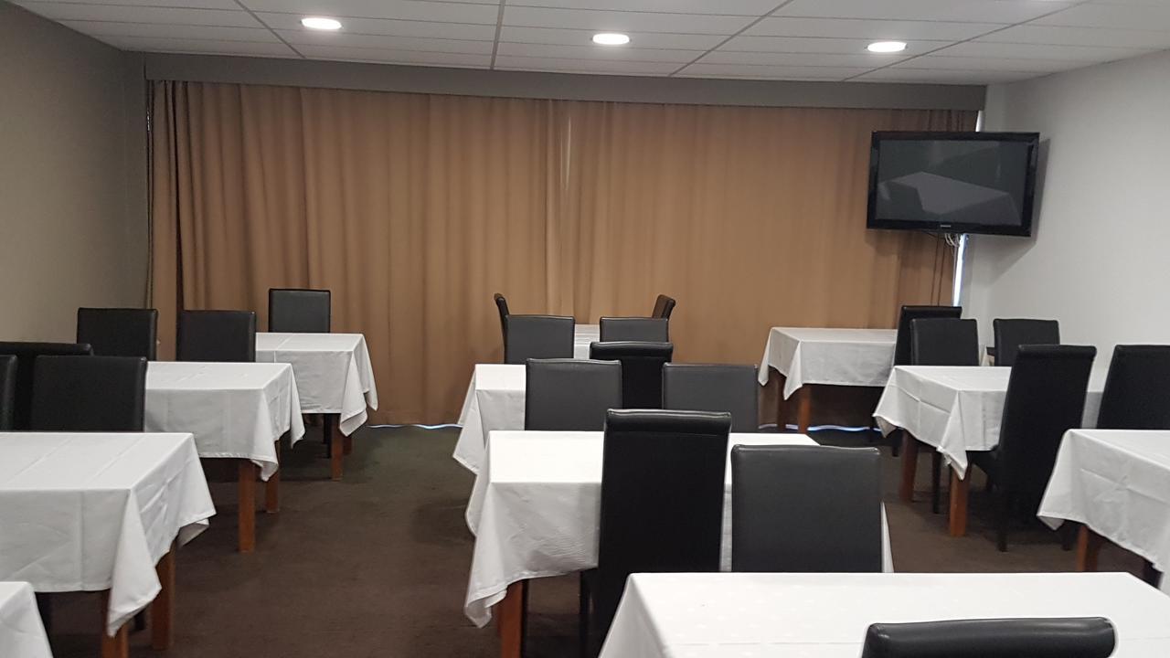 Logis Des Trois Massifs Hotel Claix  Екстериор снимка